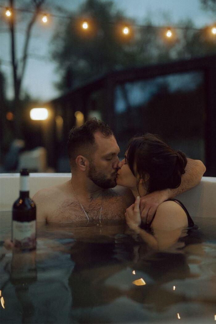 full hd couple kiss images