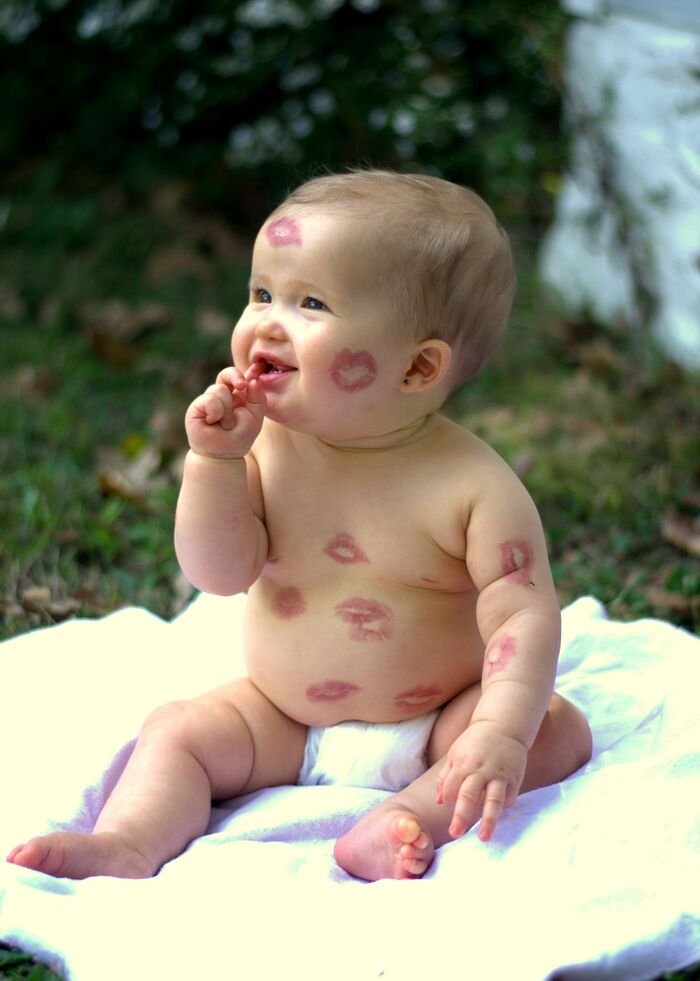 photo baby kiss image hd
