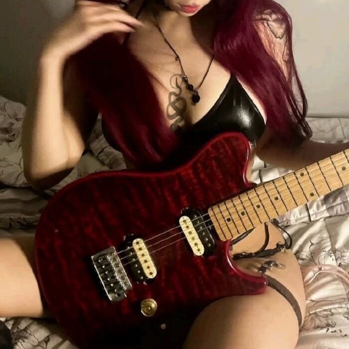 naughty girl dp pinterst cool hot hd