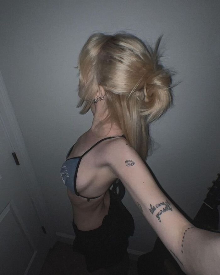 pinterst naughty girl dp hot hd