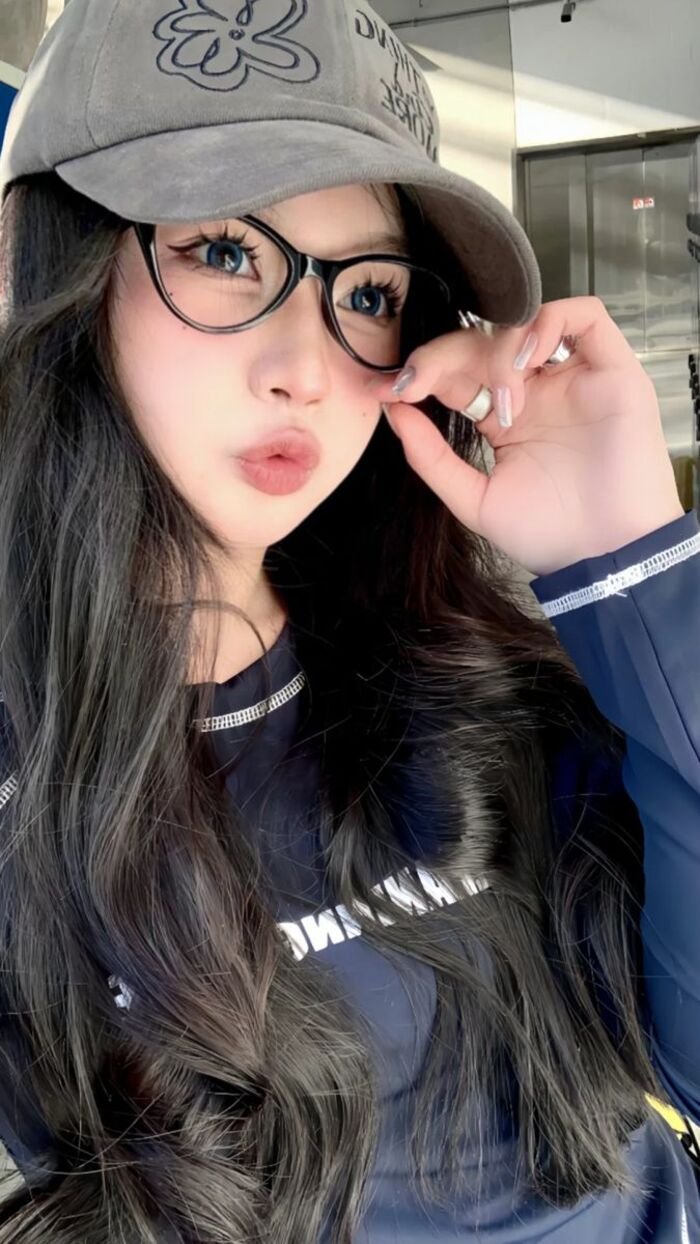 smart girl dp pinterest hot