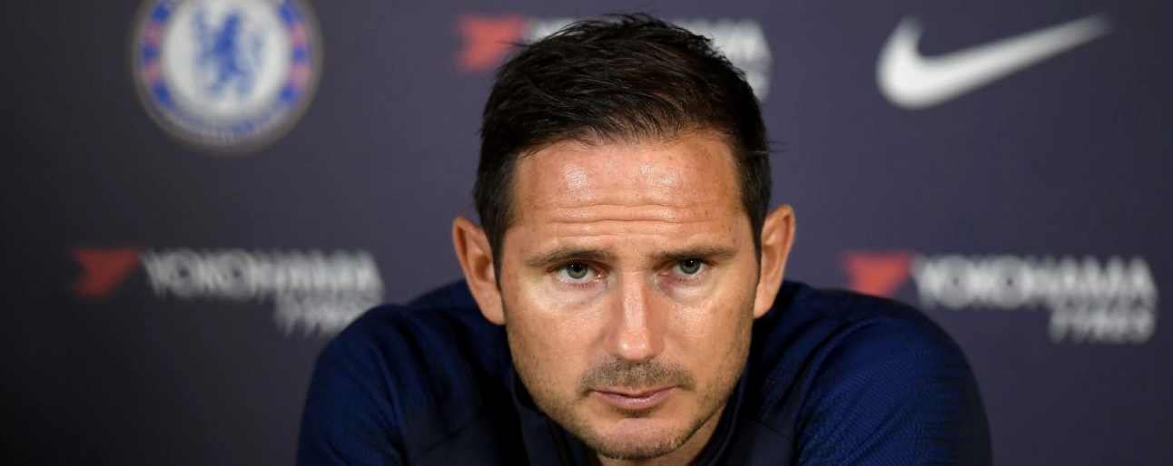 Frank Lampard bảo vệ cầu thủ trước truyền thông